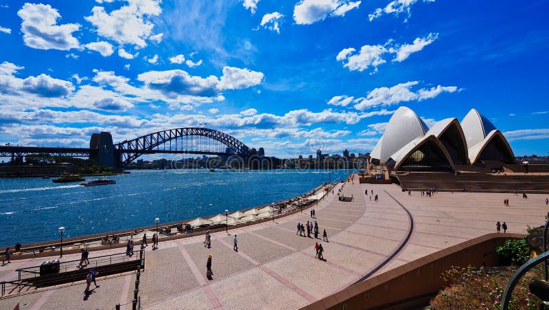 Sydney Travel Guide 2026: Things to Do & Day Trips