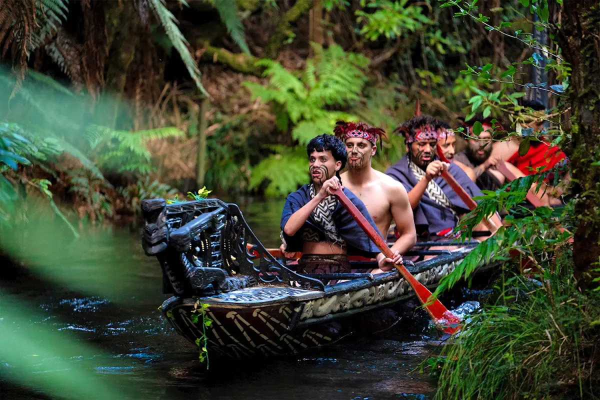 Dundee Adventure Travel | New Zealand Intro North Island (9 Day)