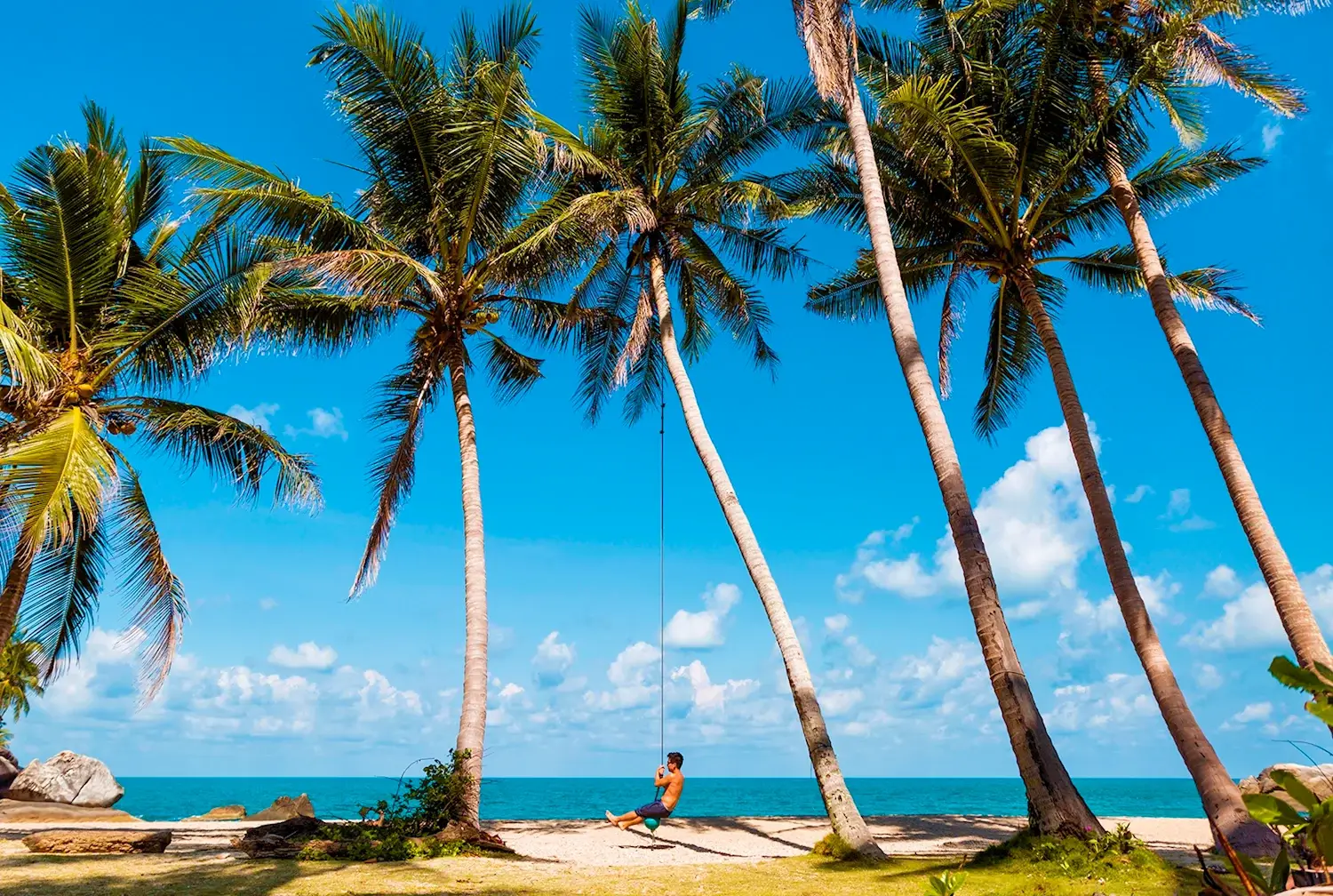 Dundee Adventure Travel | Intro Travel | 29-Day Thailand & Vietnam Intro Tour