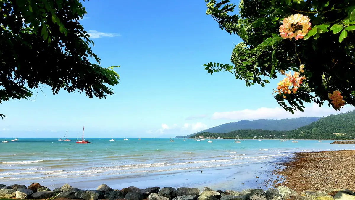 Dundee Adventure Travel | Airlie Beach ‘Ultimate Blast’ Jet Boat Ride