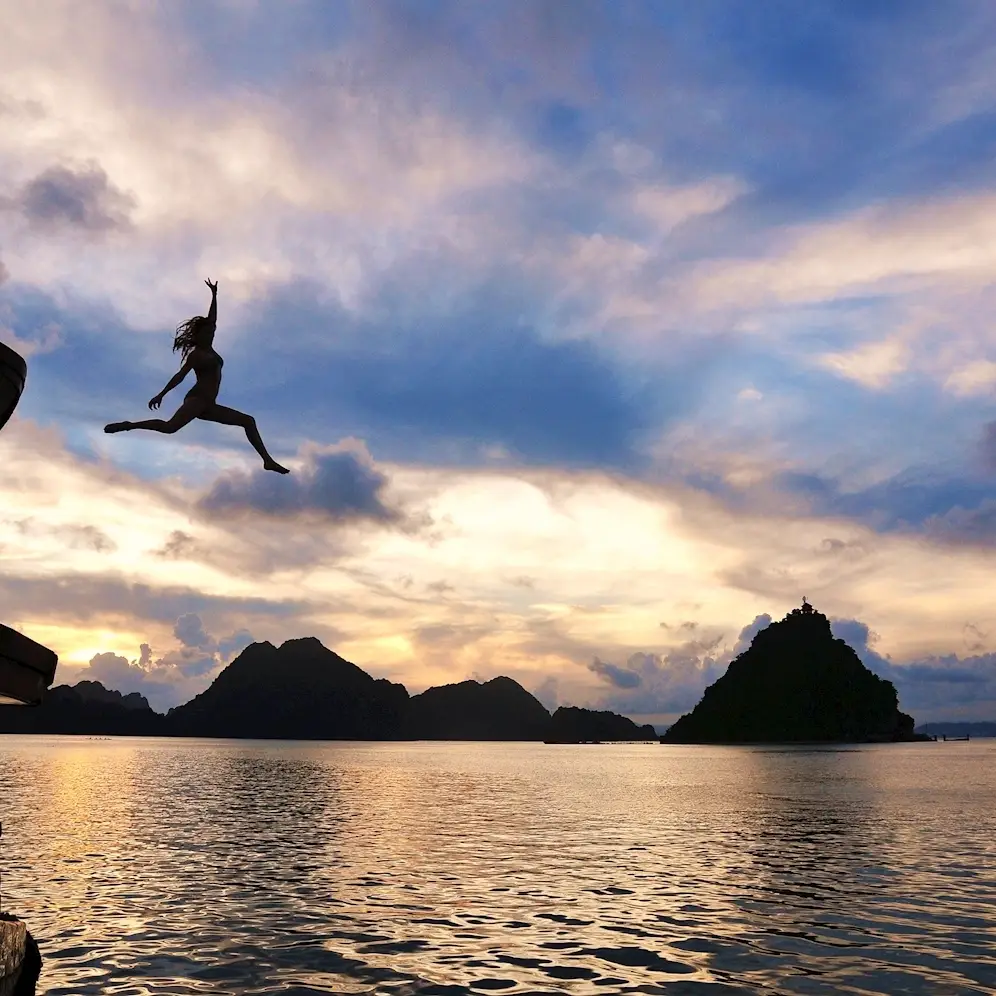 Vietnam Intro travellers enjoying Ha Long Bay