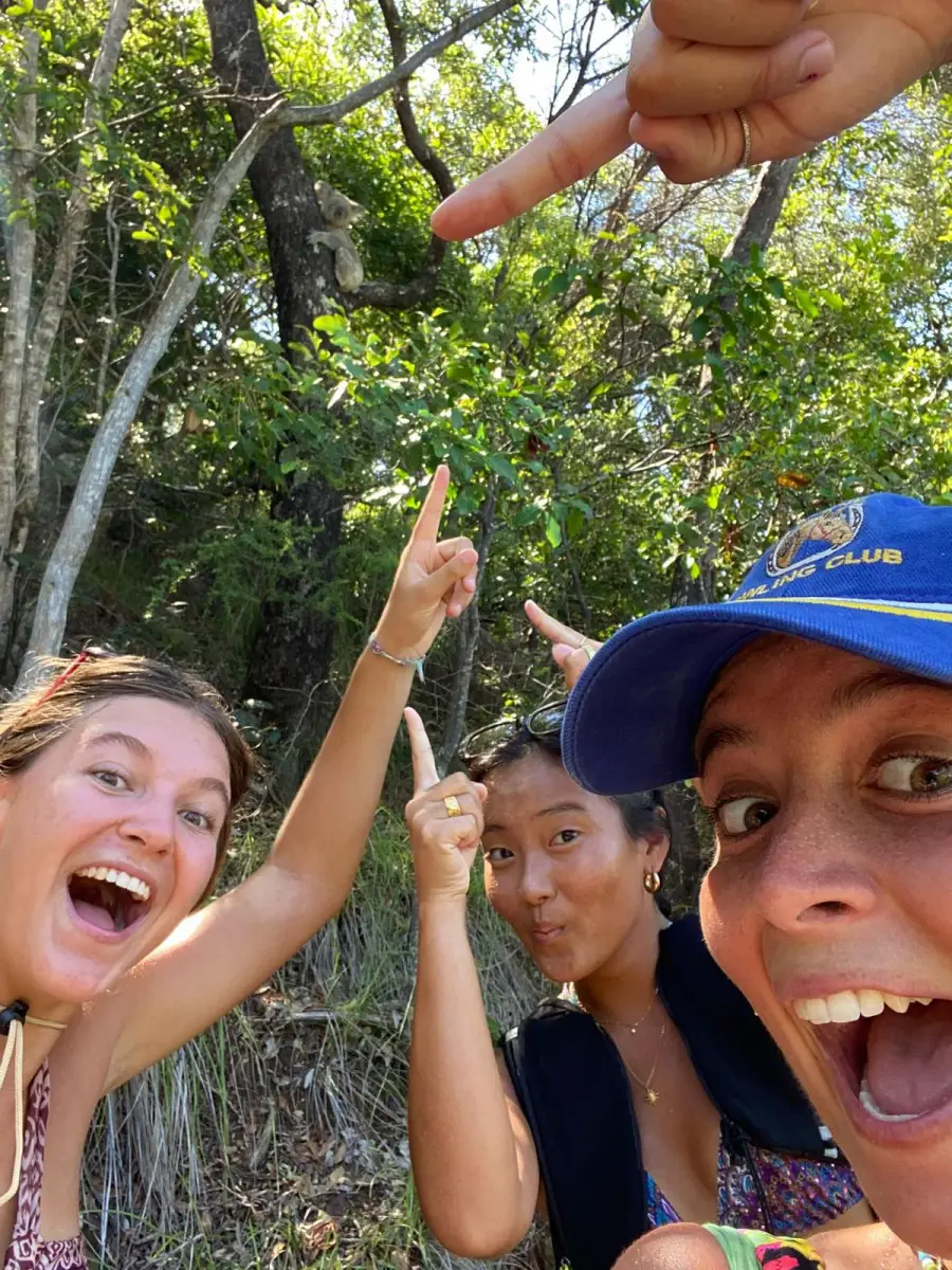 Dundee Adventure Travel | Client Chronicles: Zoe, Chloe and Mio’s Unforgettable Australian Adventure!