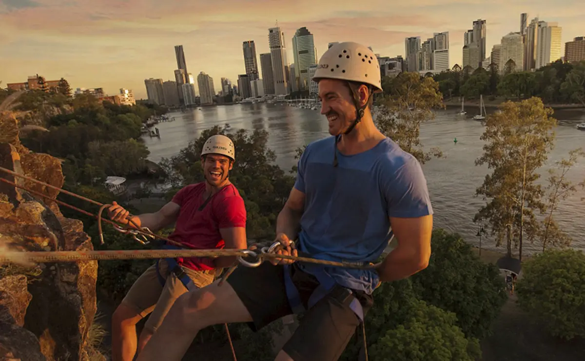 Abseil Brisbane River, Kangaroo Point Cliffs Abseil, Twilight Abseil Brisbane, Night Abseil Brisbane