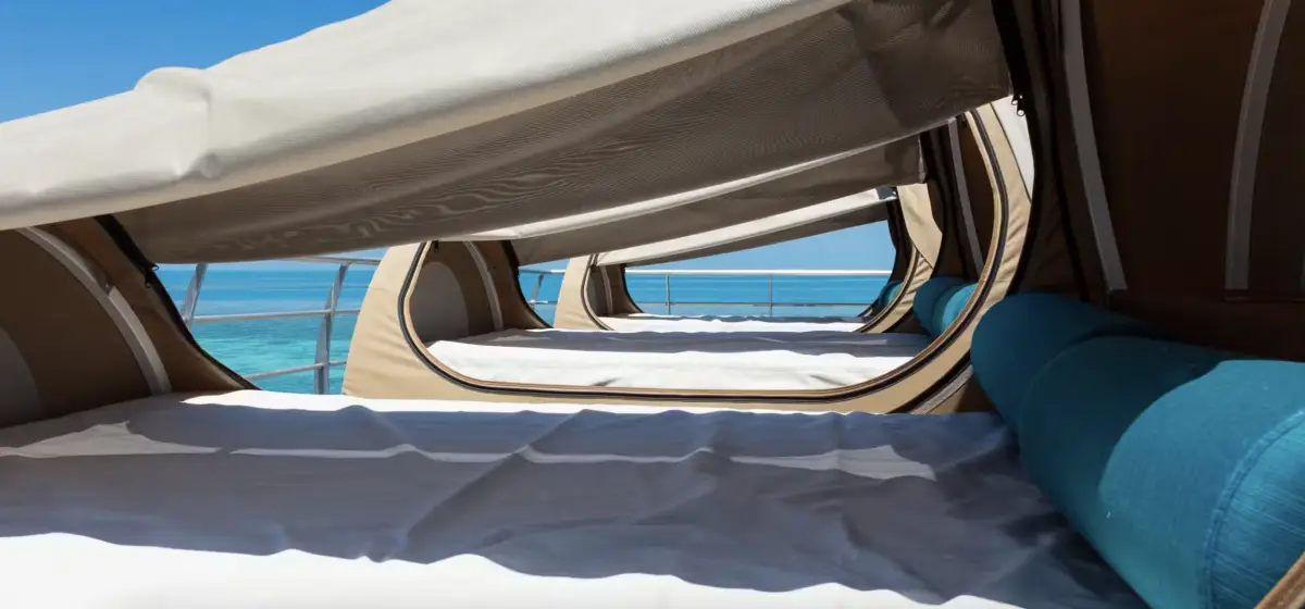 Dundee Adventure Travel | Reefsleep – Double from Daydream Island