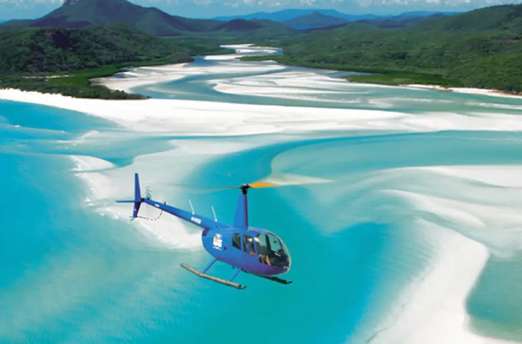 Enjoy a fly and cruise whitsunday tour