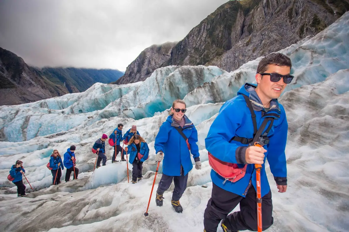 Dundee Adventure Travel | RURU Auckland-Christchurch Select Tour (Single)