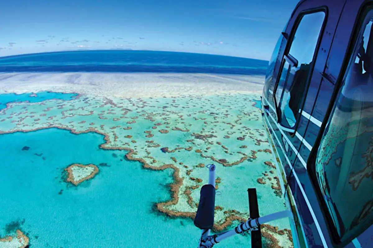 Dundee Adventure Travel | HeliReef Whitsunday | Cruise and Fly Whitsunday Tour Explore Whitsundays on a cruise and fly whitsunday tour