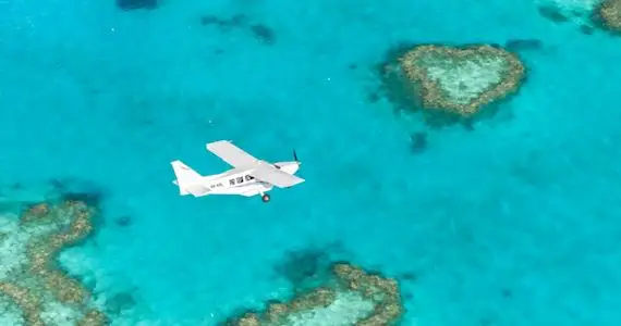 Scenic flight Whitsundays