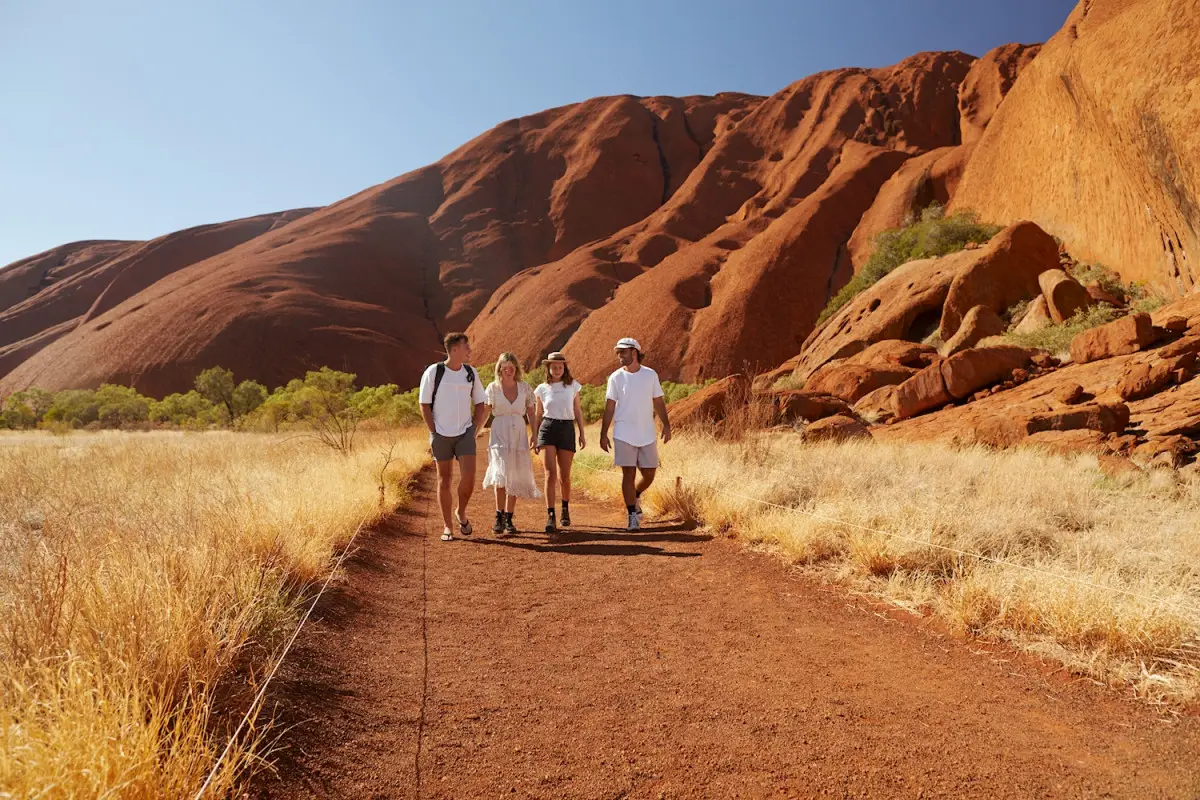 Dundee Adventure Travel | Autopia Tours | 2 Day Uluru Kata Tjuta Rock Tour Experience 2-day Uluru Kata Tjuta Rock Tour