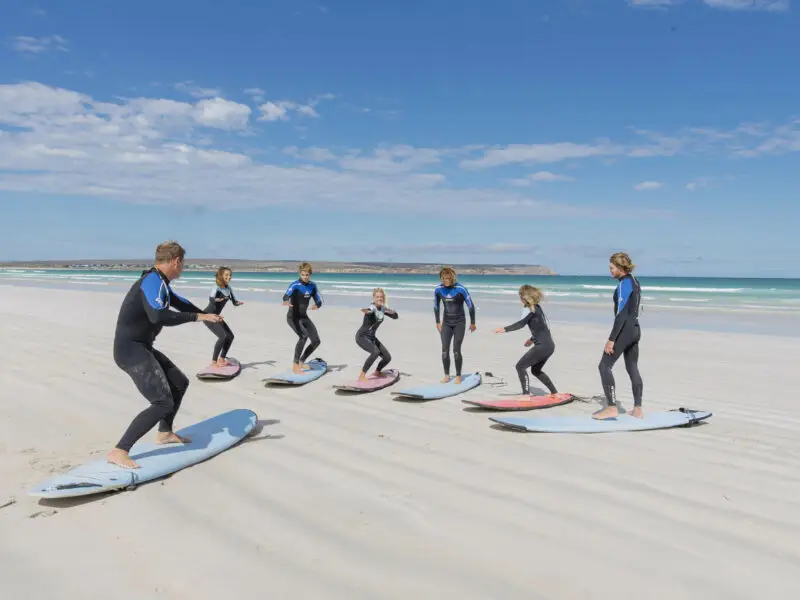 Learn-to-surf-on-Adelaide-to-Perth-adventure-tour-800x600