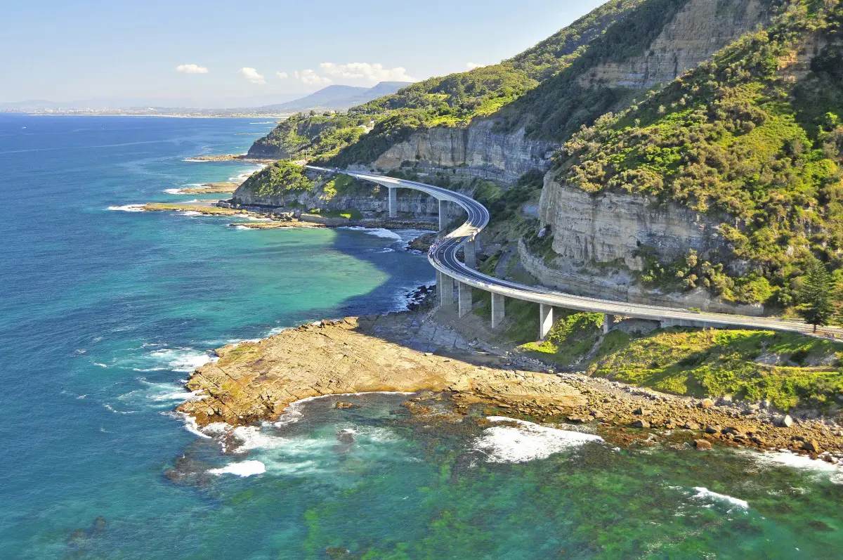 Grand Pacific Drive Sea Cliff Bridge