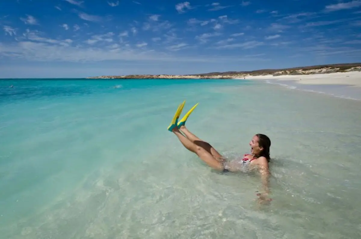 Dundee Adventure Travel | Top 6 Group Tours in Australia for the Budget Backpacker Dundee Adventure Travel | Top 6 Group Tours in Australia for the Budget Backpacker