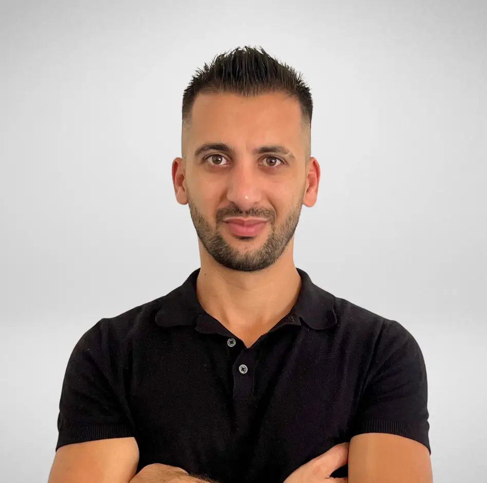 Dundee Adventure Travel | Meet the Team at Dundee Adventure Travel