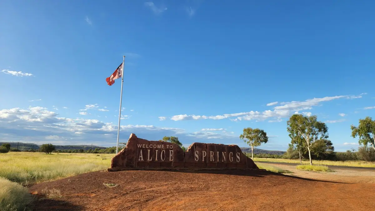 Dundee Adventure Travel | The Best Way to Explore Australia’s Red Centre – Dundee’s Authentic Outback Journey