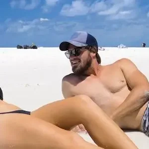 Dundee Adventure Travel | Southern Lights Tour with Tropical Lunch 18433-8475710e-c611-47a8-b204-0c9857242be5-thumbnail