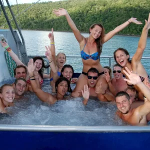 Dundee Adventure Travel | Whitsunday Sailing Adventures | Atlantic Clipper Whitsundays Adventure SPRING PROMO DISCOUNT LEAD Technologies Inc. V1.01