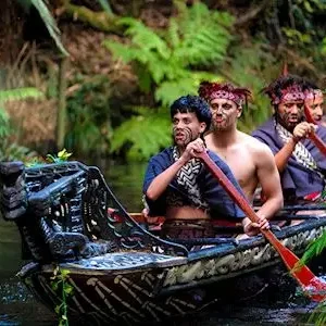 Dundee Adventure Travel | NZ Adventure North 34032-be6a98a8-d4d6-482a-b70d-e75eb91a7c95-thumbnail