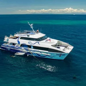 Dundee Adventure Travel | OceanQuest 1-Night Liveaboard AquaQuest dive boat at Great Barrier Reef from Cairns