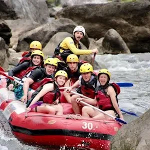 Dundee Adventure Travel | Foaming Fury – Barron River Rafting from Cairns CREATOR: gd-jpeg v1.0 (using IJG JPEG v90), quality = 82