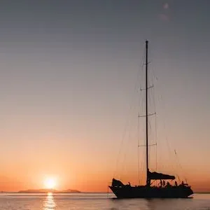 Dundee Adventure Travel | Hammer | 2-Day 2-Nights Whitsundays Maxi Sailing Adventure 38009-005d4f35-3546-4236-9678-6fd368154a6c-thumbnail