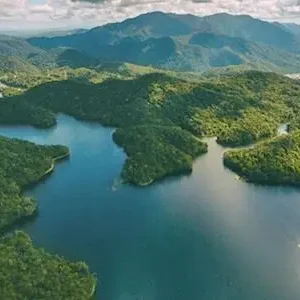 Dundee Adventure Travel | Zoom Helicopters | Beyond the Range Helicopter Tour 38648-6d49fb69-9344-4e69-910f-e4c6c2da2a7f-thumbnail