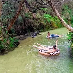 Dundee Adventure Travel | Intro Travel | 20-Day Oz East Coast Adventure 38776-2cc39c5f-dce1-40e8-b4fb-0946535062d9-thumbnail