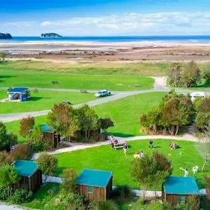 Dundee Adventure Travel | TUI Auckland – Christchurch Adventure Tour 42345-5781387c-8f70-4f85-8030-e2209c4a54d0-thumbnail