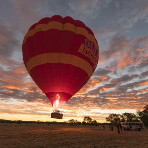 Alice Springs hot air balloon tour experience