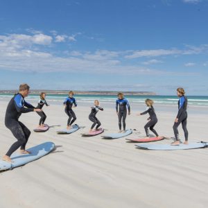 Learn-to-surf-on-Adelaide-to-Perth-adventure-tour-800x600