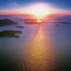 016642 Sunset over Whitsunday Islands