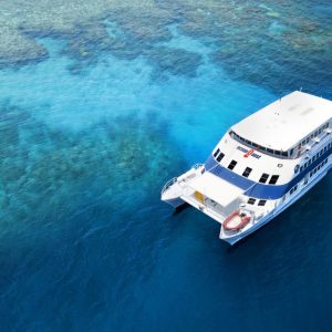 oceanquest-liveaboard-great-barrier-reef-cairns