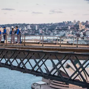 sydney_harbour_bridge_climbers